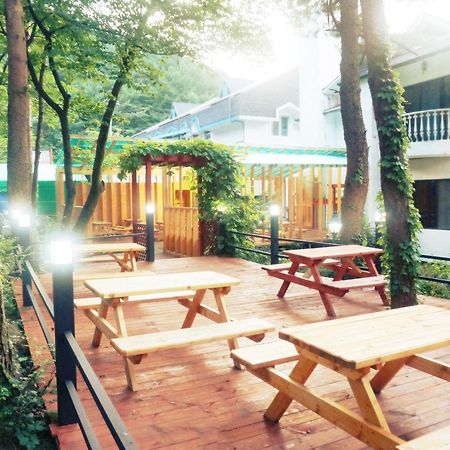 White House Hotel Sokcho Exterior photo