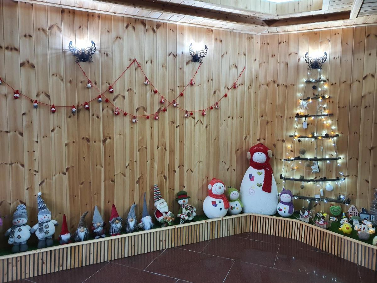 White House Hotel Sokcho Exterior photo